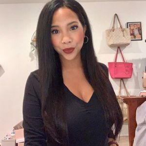 Meet your Posher, Monica